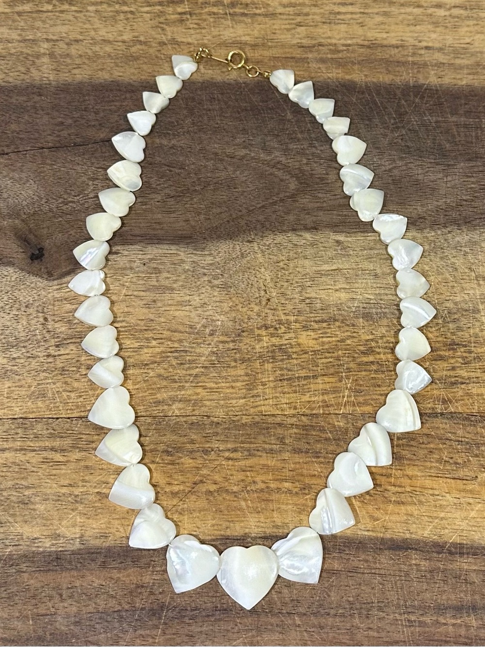 Mother of Pearl Heart Beaded Necklace 17in